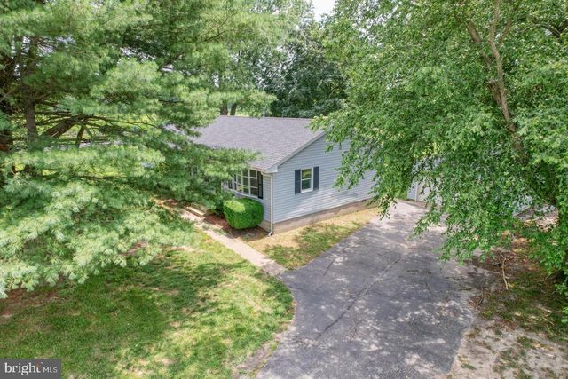 3608 W DENNEYS RD, Dover, DE 19904