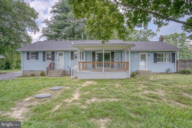 3608 W DENNEYS RD, Dover, DE 19904