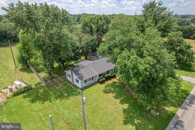 3608 W DENNEYS RD, Dover, DE 19904
