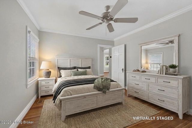 212 Clover Ln, Louisville, KY 40207