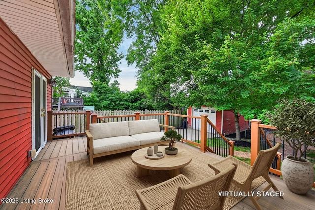 212 Clover Ln, Louisville, KY 40207
