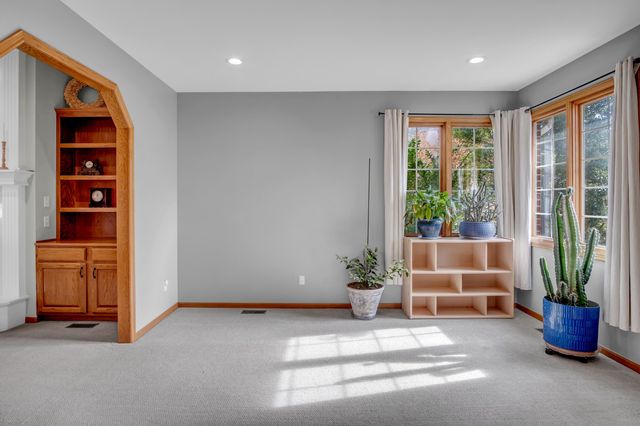 9 Flanigan Ct, Augusta, KS 67010