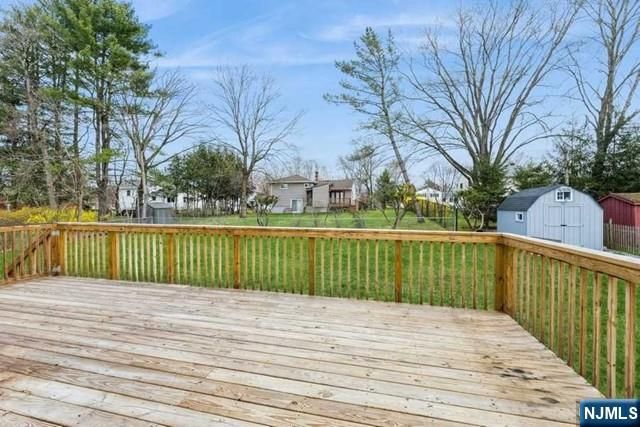 23 Asmus Road, Closter, NJ 07624