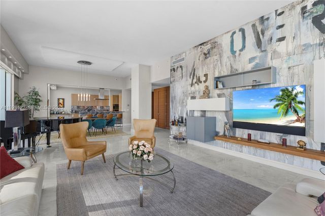 900 Brickell Key Blvd 803, Miami, FL 33131