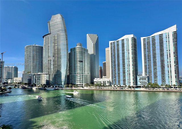 900 Brickell Key Blvd 803, Miami, FL 33131