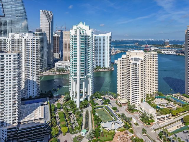 900 Brickell Key Blvd 803, Miami, FL 33131