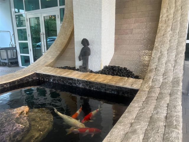 900 Brickell Key Blvd 803, Miami, FL 33131