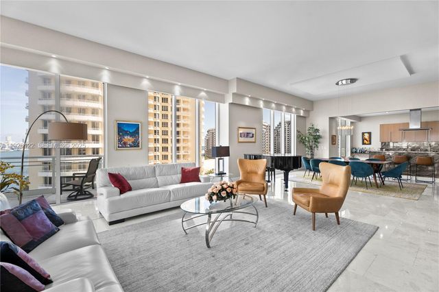 900 Brickell Key Blvd 803, Miami, FL 33131