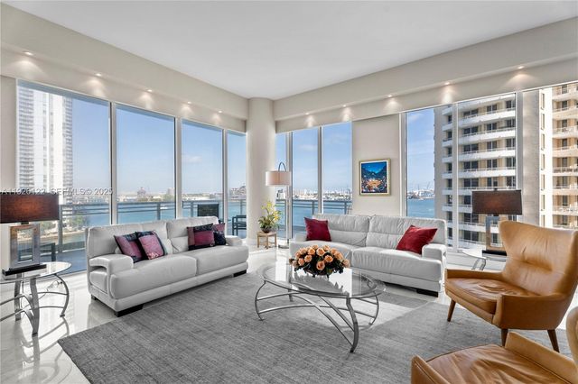 900 Brickell Key Blvd 803, Miami, FL 33131