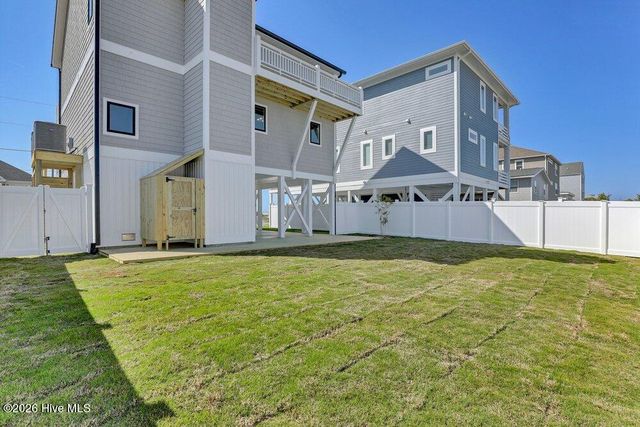 1213 N Shore Drive, Surf City, NC 28445