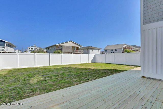 1213 N Shore Drive, Surf City, NC 28445