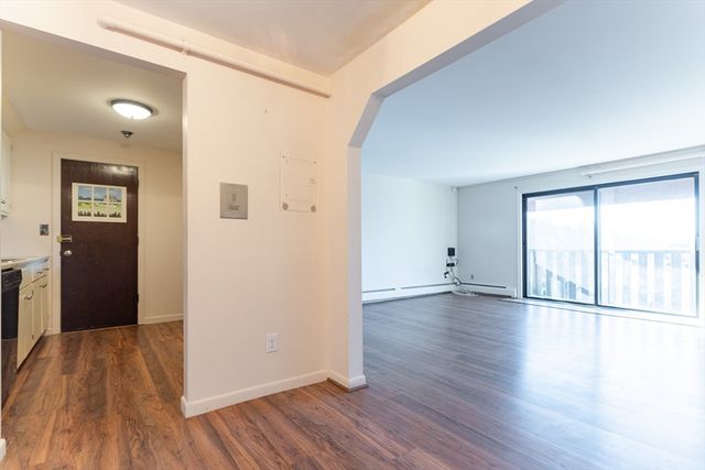 273 West Main St B12, Marlborough, MA 01752