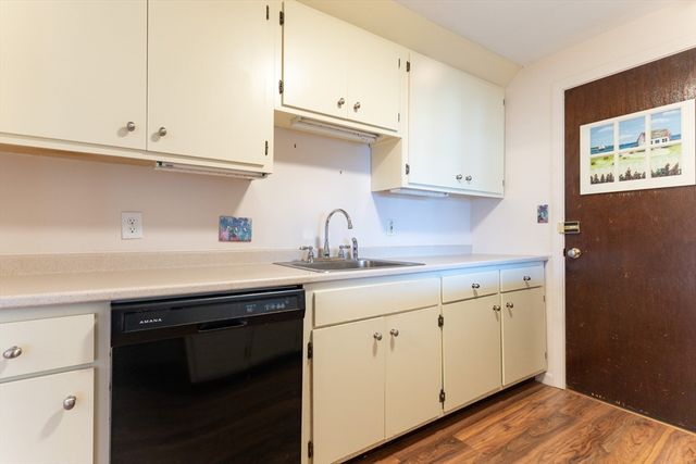 273 West Main St B12, Marlborough, MA 01752