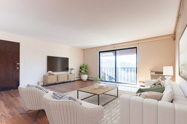 273 West Main St B12, Marlborough, MA 01752