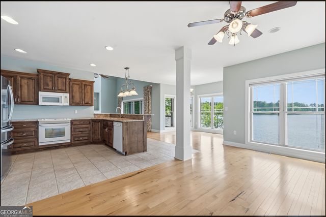 1038 Dennis Station Road, Eatonton, GA 31024