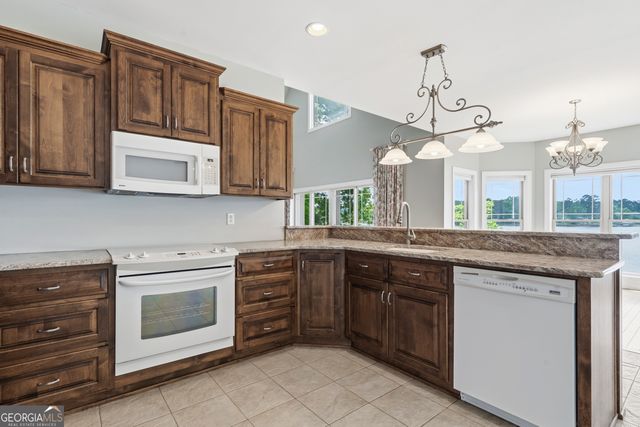 1038 Dennis Station Road, Eatonton, GA 31024