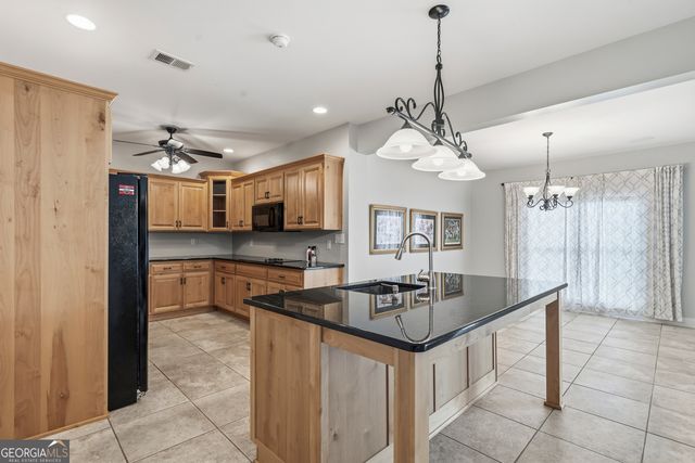 1038 Dennis Station Road, Eatonton, GA 31024