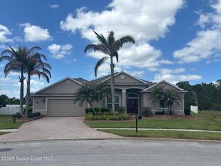 201 Brandy Creek Circle SE, Palm Bay, FL 32909