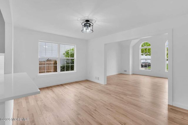445 Vista Court, Brick, NJ 08724