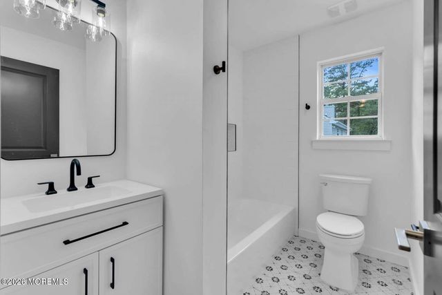 445 Vista Court, Brick, NJ 08724