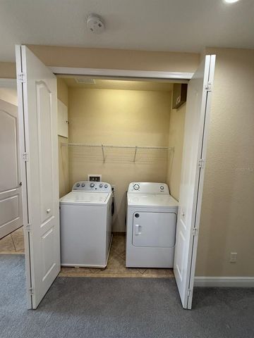 8057 PRESTBURY DRIVE, Orlando, FL 32832