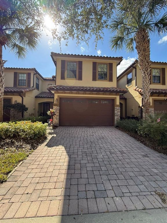 8057 PRESTBURY DRIVE, Orlando, FL 32832