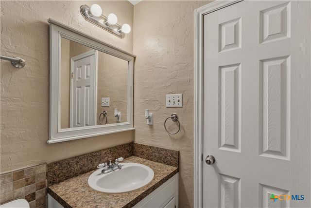 918 Marilyn Drive, Copperas Cove, TX 76522