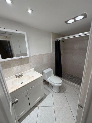314 S J Street 4, Lake Worth, FL 33460