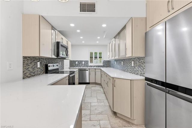4092 Belair LN 1, Naples, FL 34103