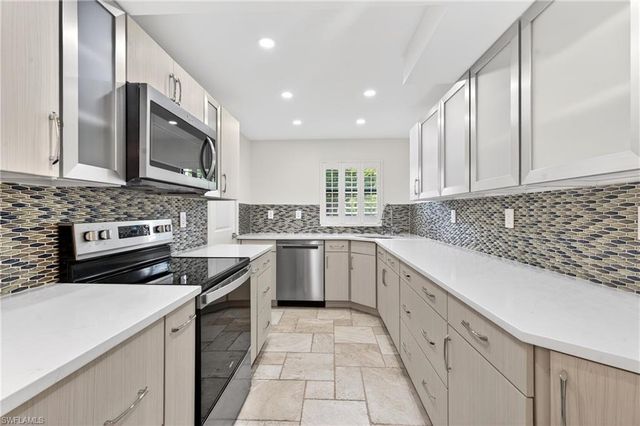 4092 Belair LN 1, Naples, FL 34103