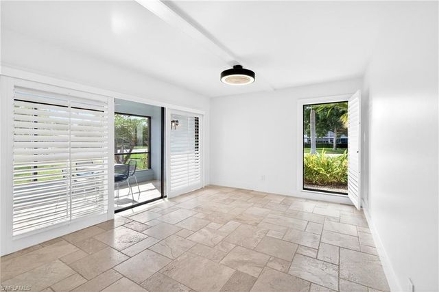 4092 Belair LN 1, Naples, FL 34103
