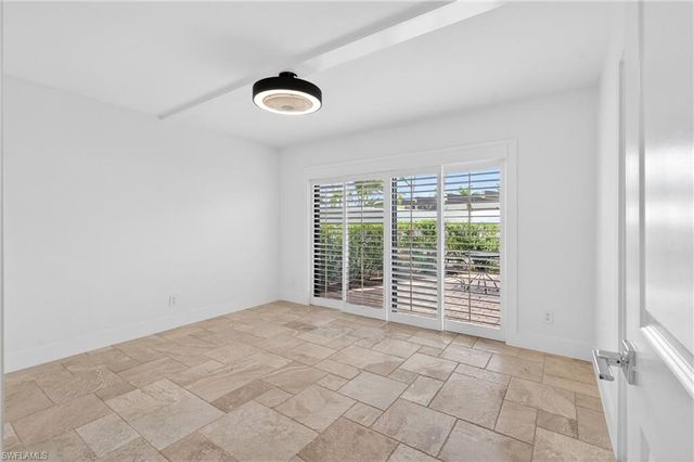 4092 Belair LN 1, Naples, FL 34103