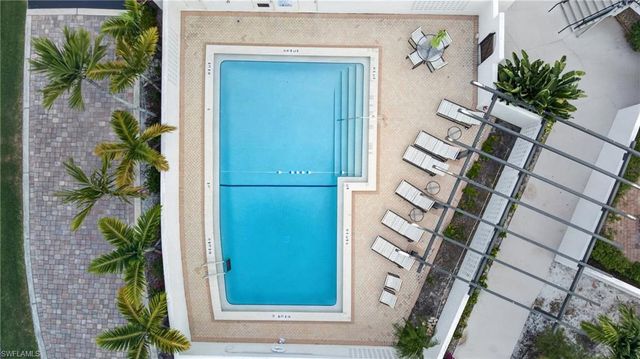 4092 Belair LN 1, Naples, FL 34103