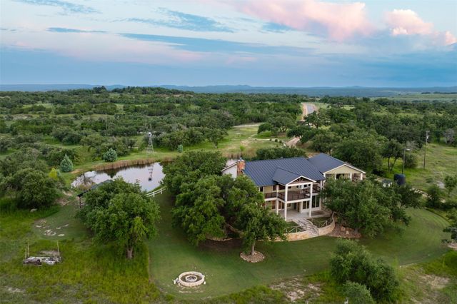 3149 Byrd Ranch RD, Johnson City, TX 78636