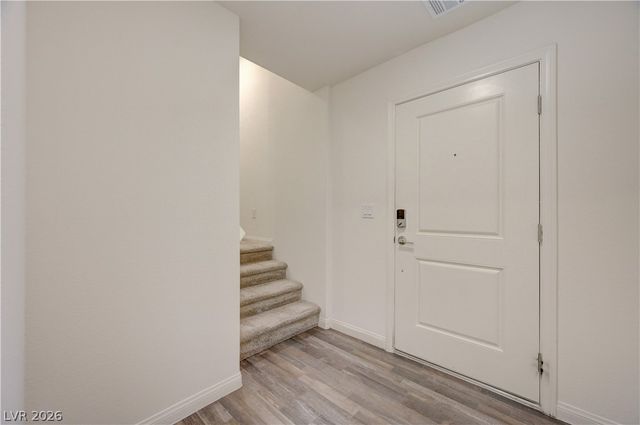 6944 Skyline Blue Street, North Las Vegas, NV 89086