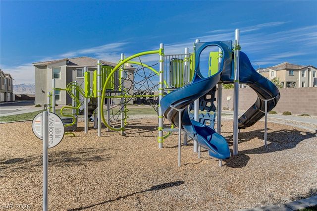 6944 Skyline Blue Street, North Las Vegas, NV 89086