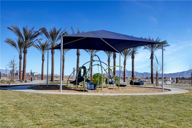 6944 Skyline Blue Street, North Las Vegas, NV 89086
