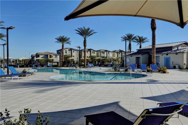 6944 Skyline Blue Street, North Las Vegas, NV 89086