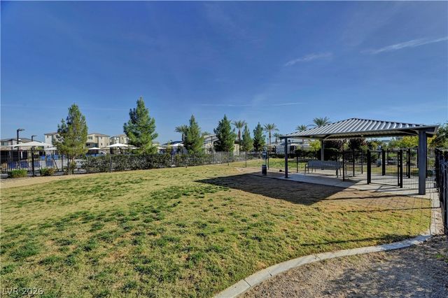 6944 Skyline Blue Street, North Las Vegas, NV 89086
