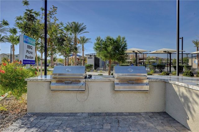 6944 Skyline Blue Street, North Las Vegas, NV 89086