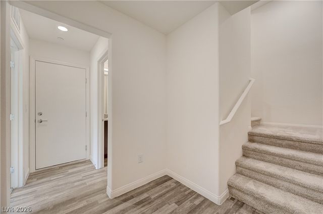 6944 Skyline Blue Street, North Las Vegas, NV 89086