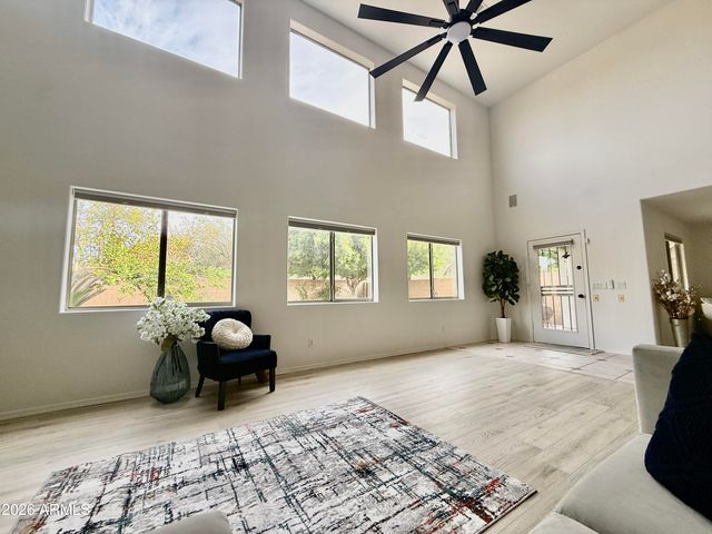 6312 W VILLA LINDA Drive, Glendale, AZ 85310