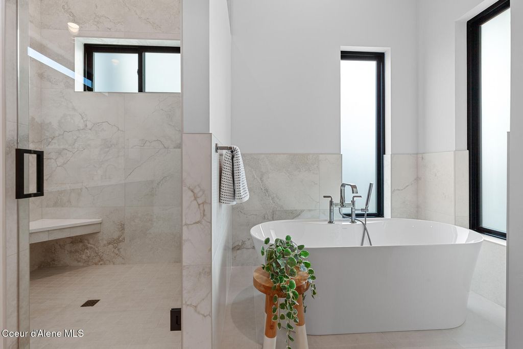 2855 W Lumber Lane, Coeur d'Alene, ID 83814 photo 21