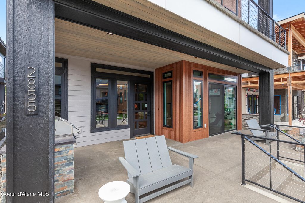 2855 W Lumber Lane, Coeur d'Alene, ID 83814 photo 3