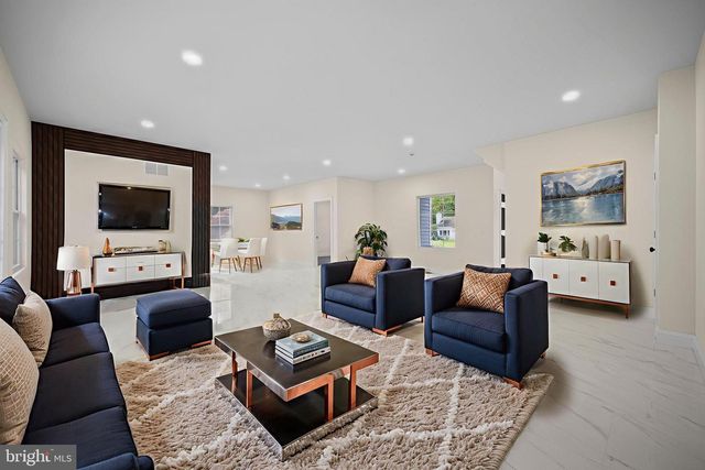 237 VARSITY AVE, Princeton, NJ 08540