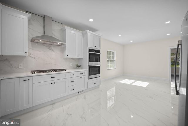 237 VARSITY AVE, Princeton, NJ 08540