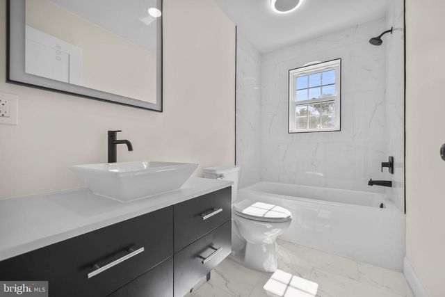 237 VARSITY AVE, Princeton, NJ 08540