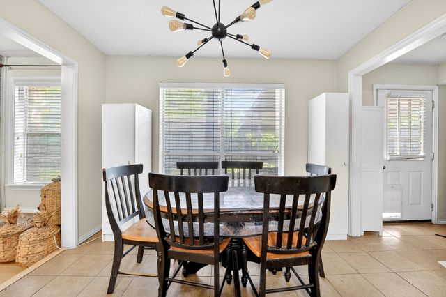 6905 Yorkston Street, Watauga, TX 76148