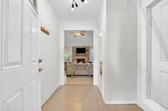 6905 Yorkston Street, Watauga, TX 76148