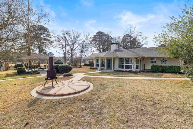 3282 Callahan Rd, Longview, TX 75602